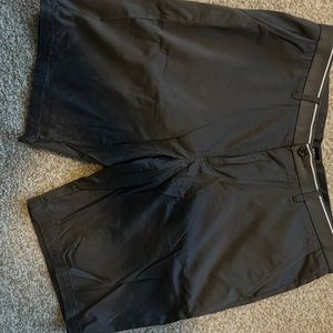 Hugo Boss Mens dress shorts in gray 36